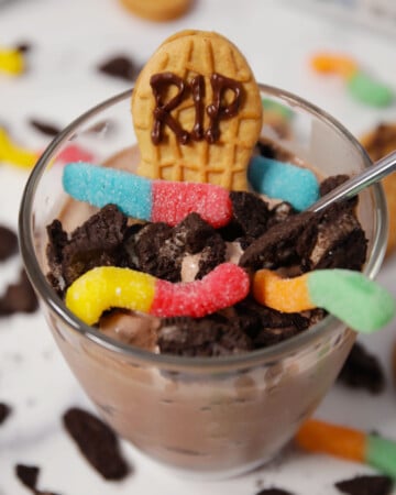Halloween party OREO dirt cup
