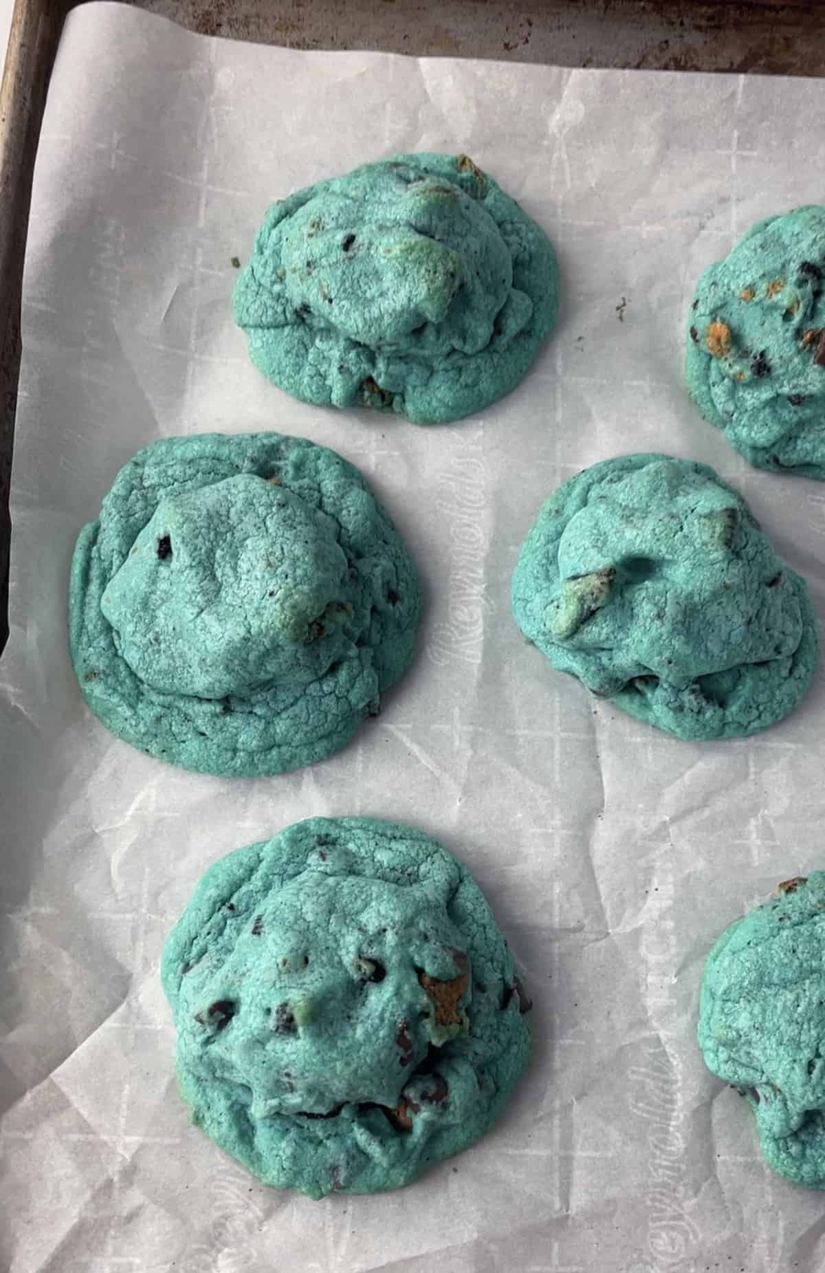 Baked cookie monster cookies.