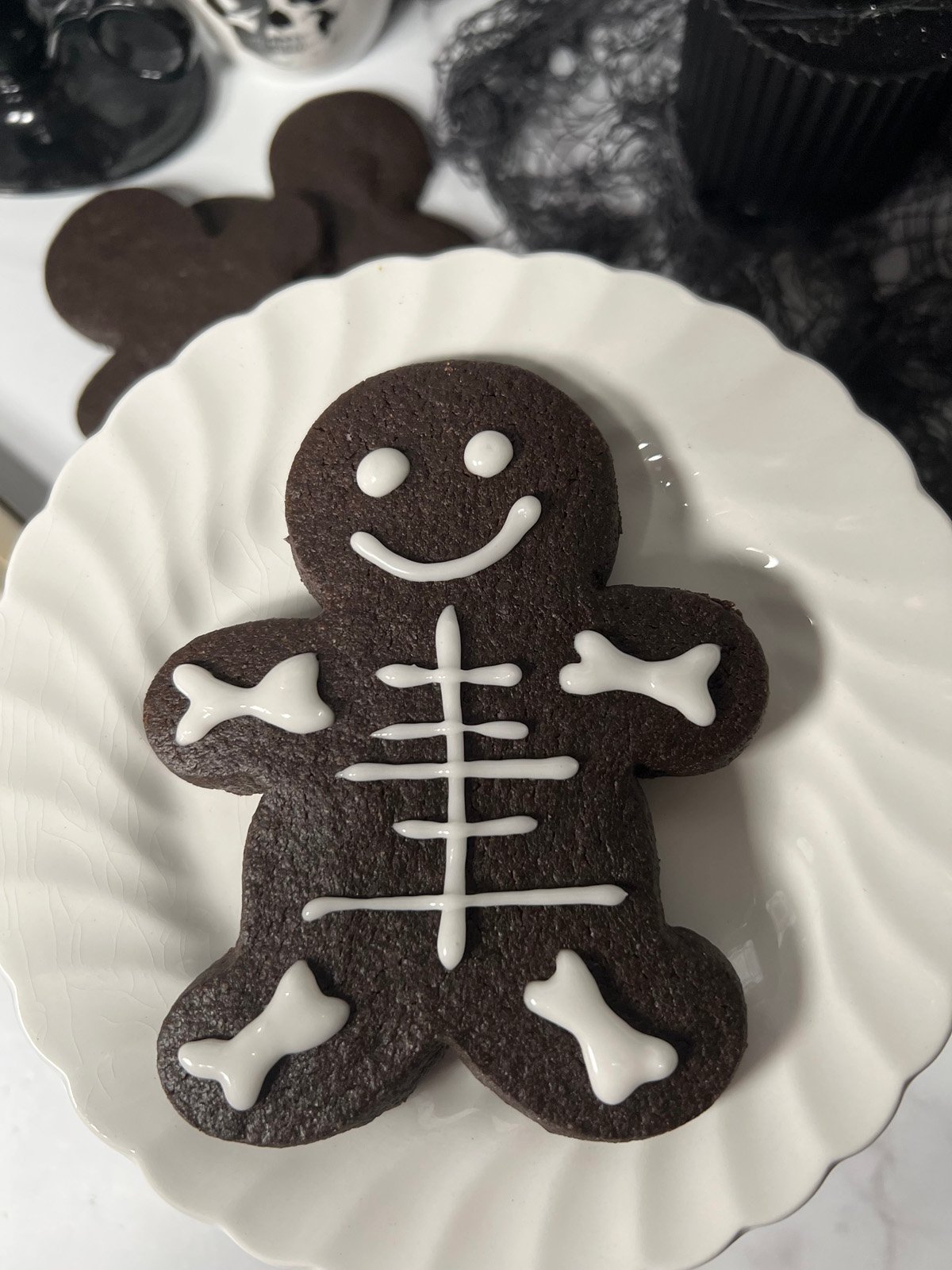 Skeleton cookie for Halloween.