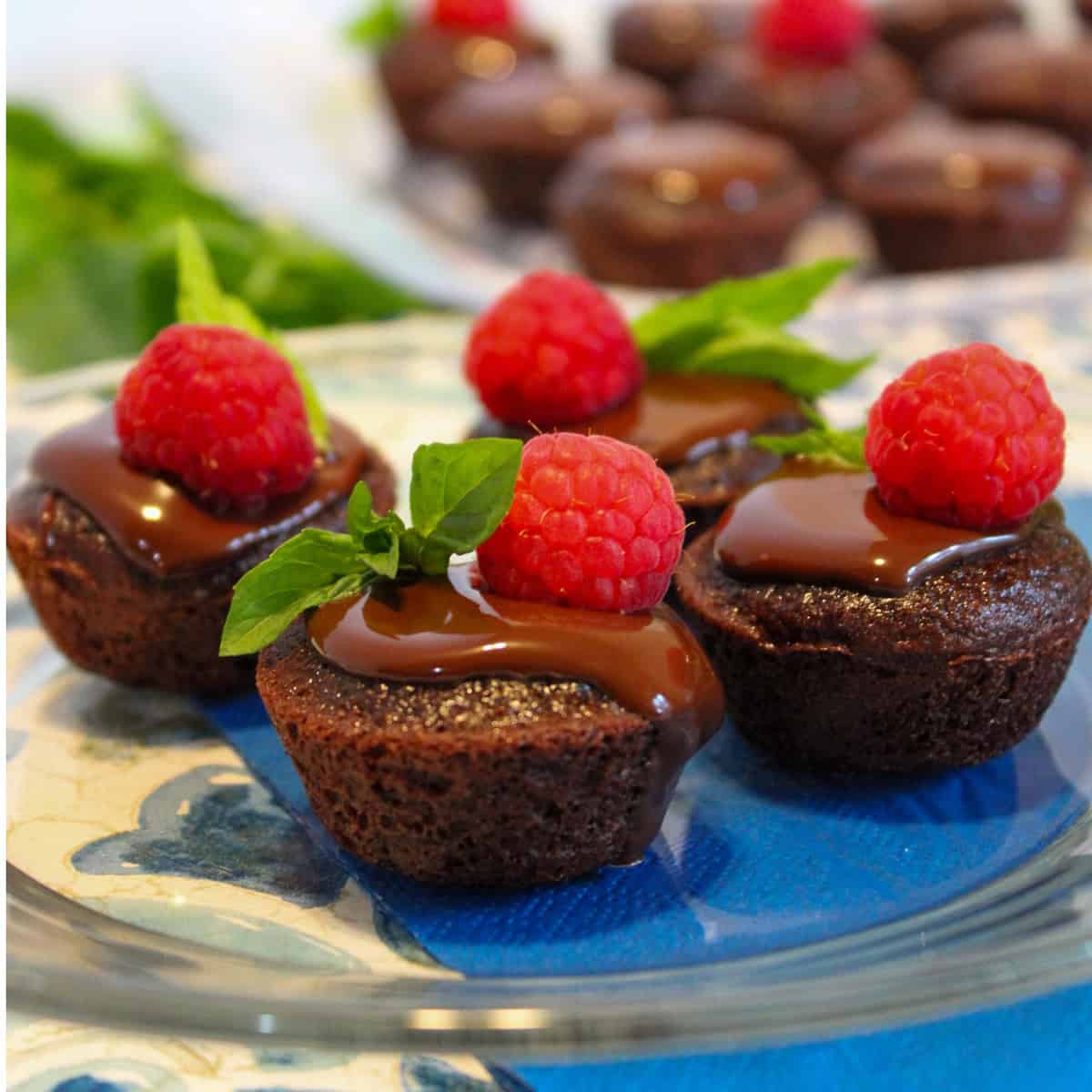 The best mini vegan chocolate cake bites that are also gluten free.