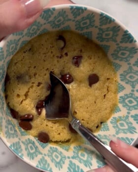 Chocolate chip cookie in a mug.