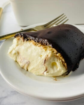 The best no-bake eclair cake.