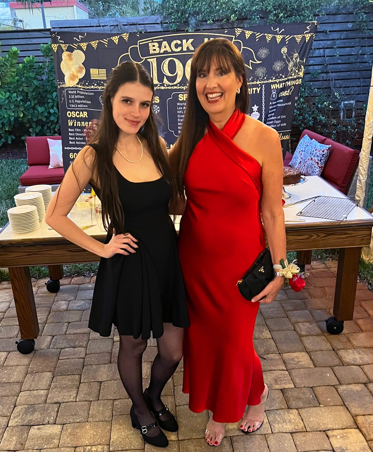 Mom Loves Baking, Lise Ode with her daughter Savannah.