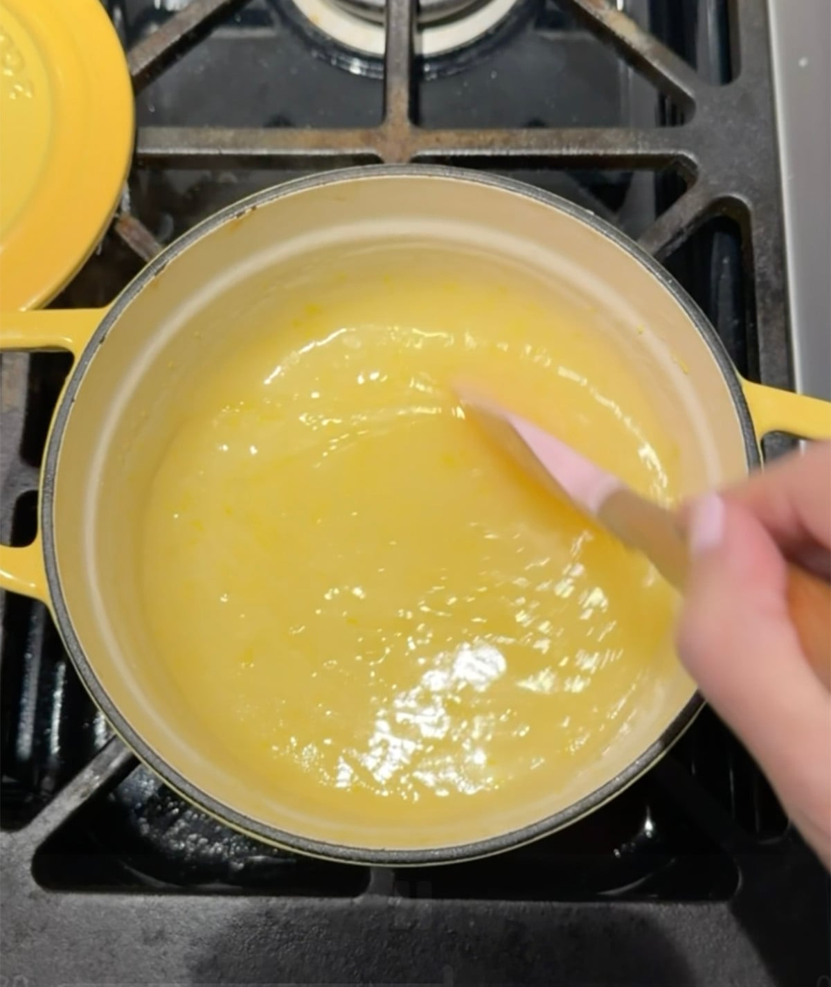 How to make lemon sauce on the stove.