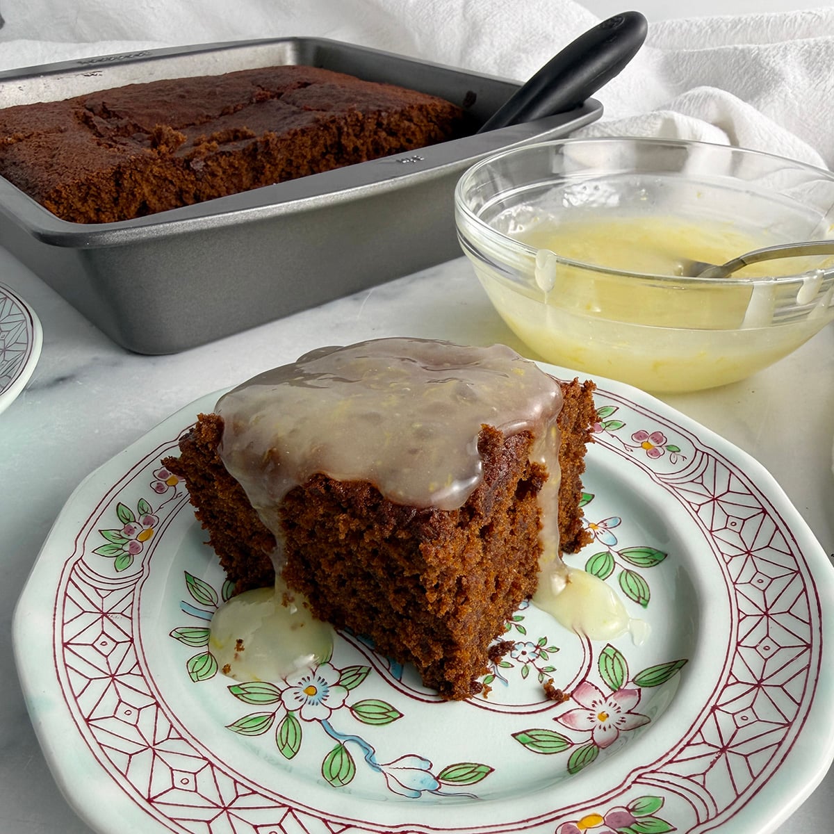 Vintage recipe for old fashioned gingerbread cake.